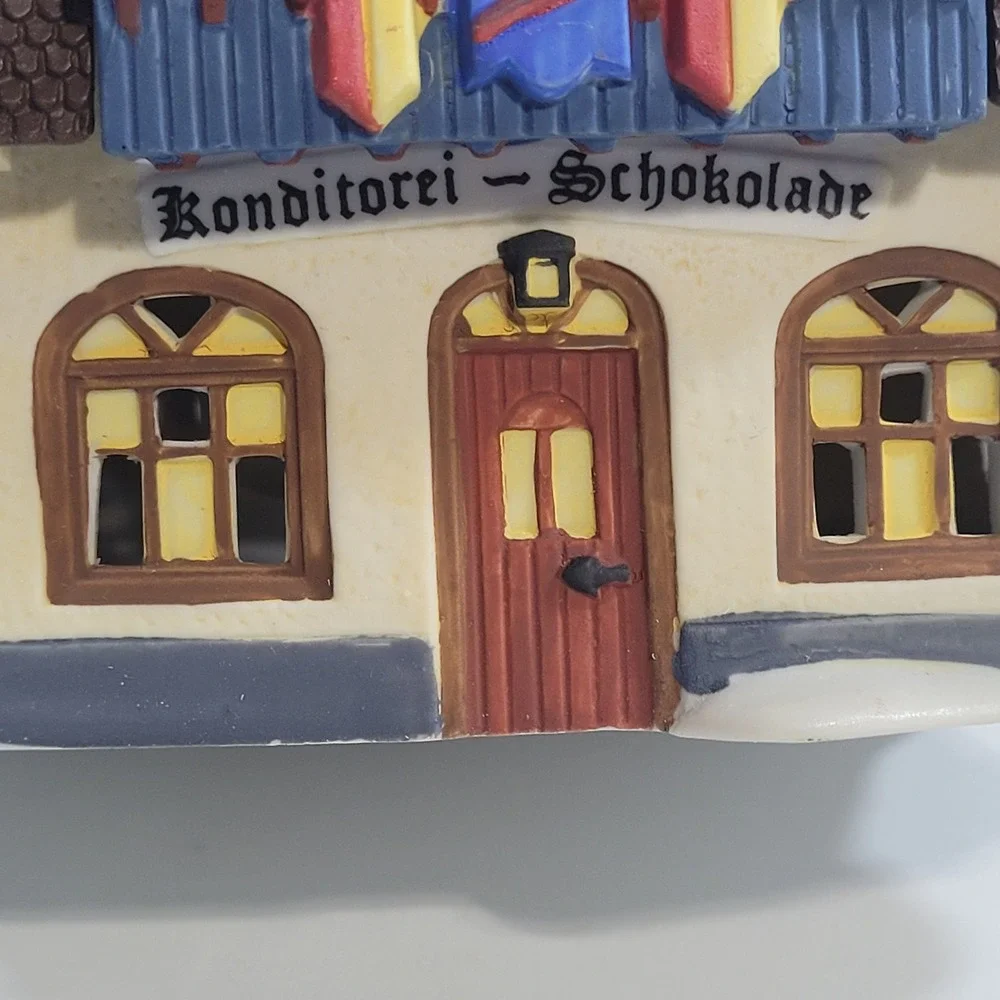 Dept 56 Alpine Village Bakery‎ & Chocolate Shop 5614-6 Heritage Village 1994